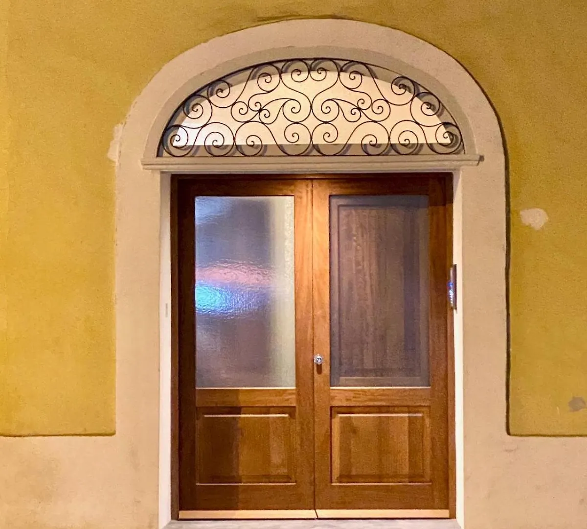 New Designer Townhouse Central Sliema Case de vacanță